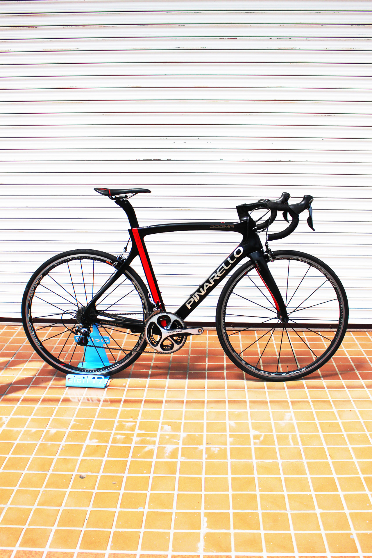 ピナレロ　dogma f8 pinarello サイズ465mm ロードバイク ピナレロ dogma f8 pinarello サイズ465mm ロードバイク PINARELLO