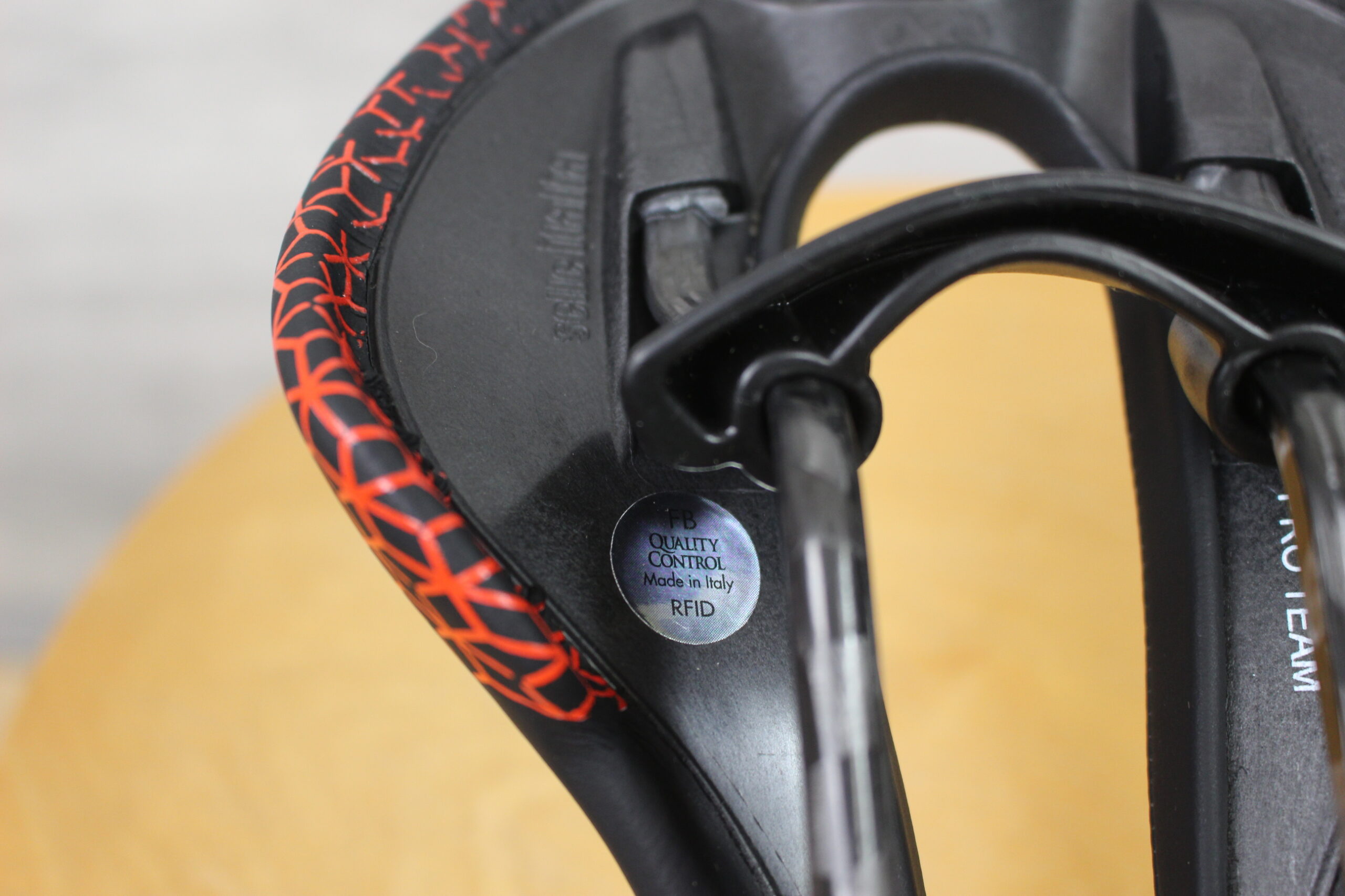 パーツ selle italia SLR SUPERFLOW パーツ selle italia SLR Superflow selle-ITALIA ( セライタリア