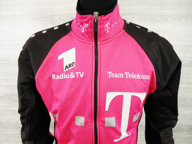 【選手支給品】インテル 16-17 トレーニング用ダウンジャケット 選手支給品】インテル 16-17 トレーニング用ダウンジャケット 【公式通販】