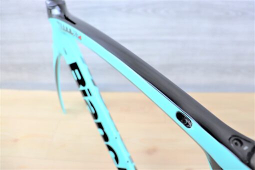 自転車本体 Bianchi Oltre XR4 2019 ビアンキ Bianchi オルトレ Oltre XR4 2019モデル フルーネ