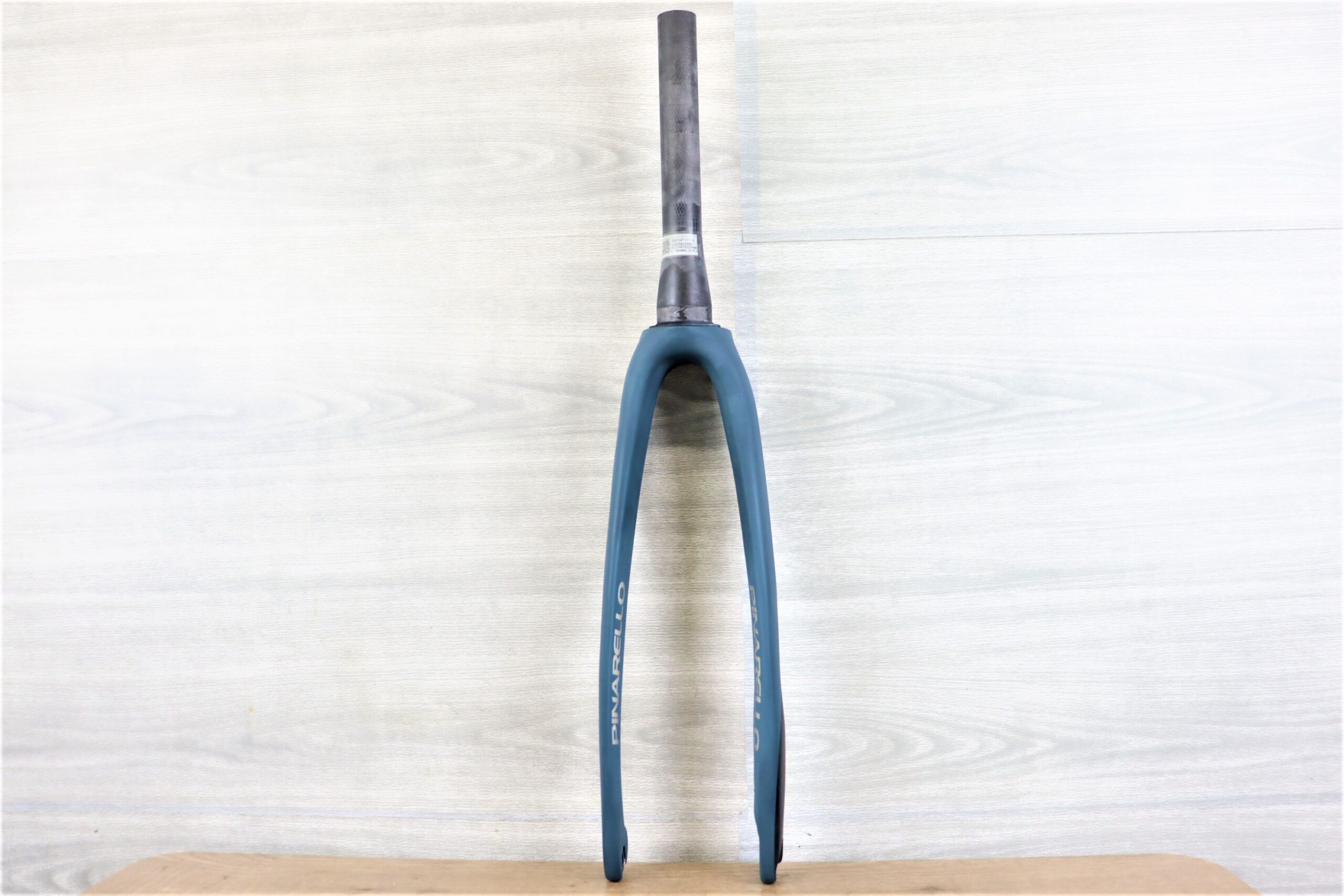 ピナレロ ドグマF12カーボンフォーク DOGMA F12 DISK | ピナレロジャパン オフィシャルサイト