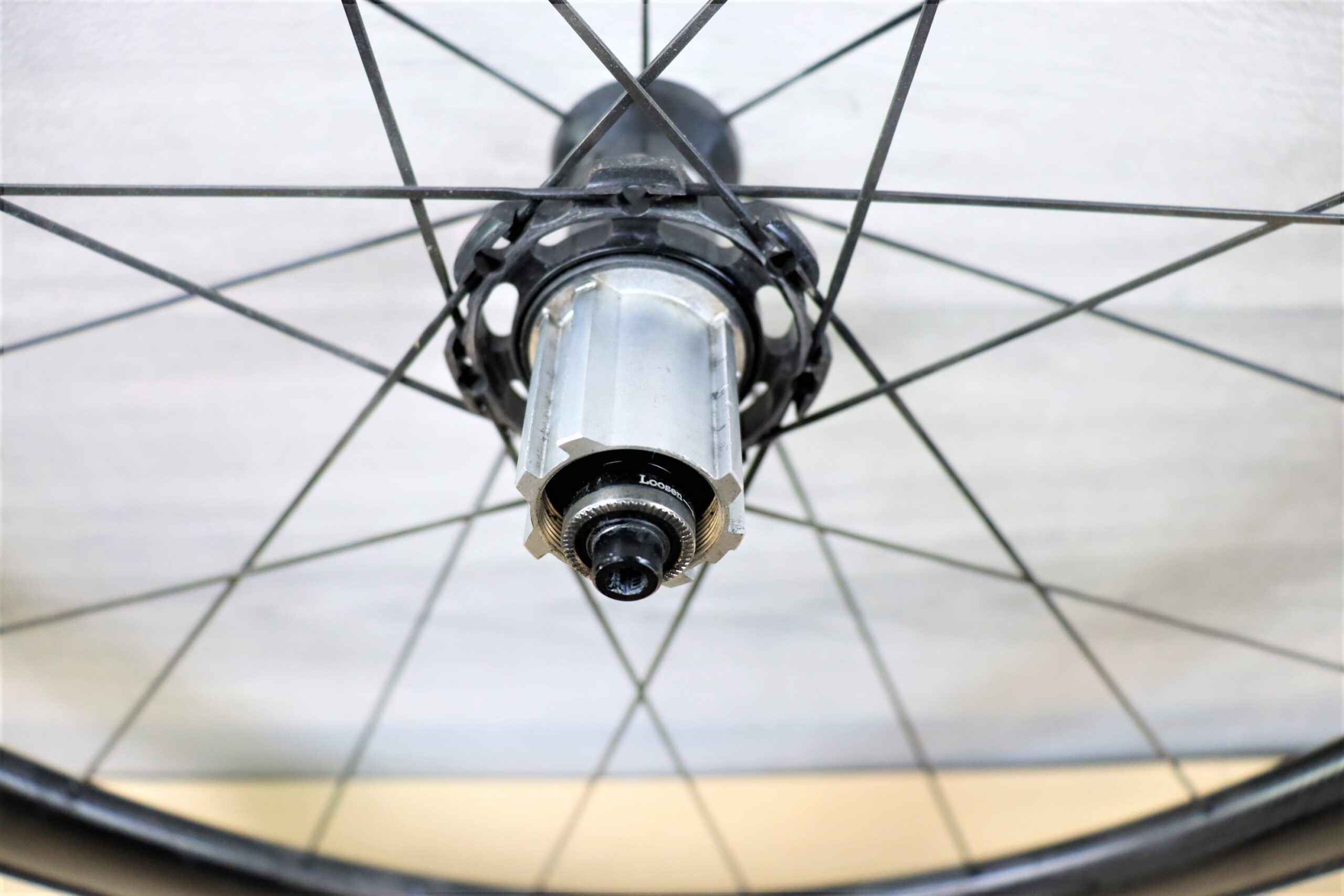 ○VISION ビジョン METRON 40 SL RIM シマノフリー 11s対応 クリンチャー カーボンホイールセット 美品 ビジョン METRON 40SL ホイール チューブレスレディ